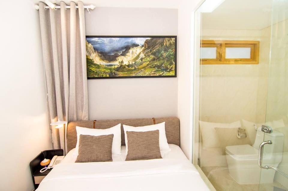Hotel Thien Truong Ho Chi Minh City Bagian luar foto