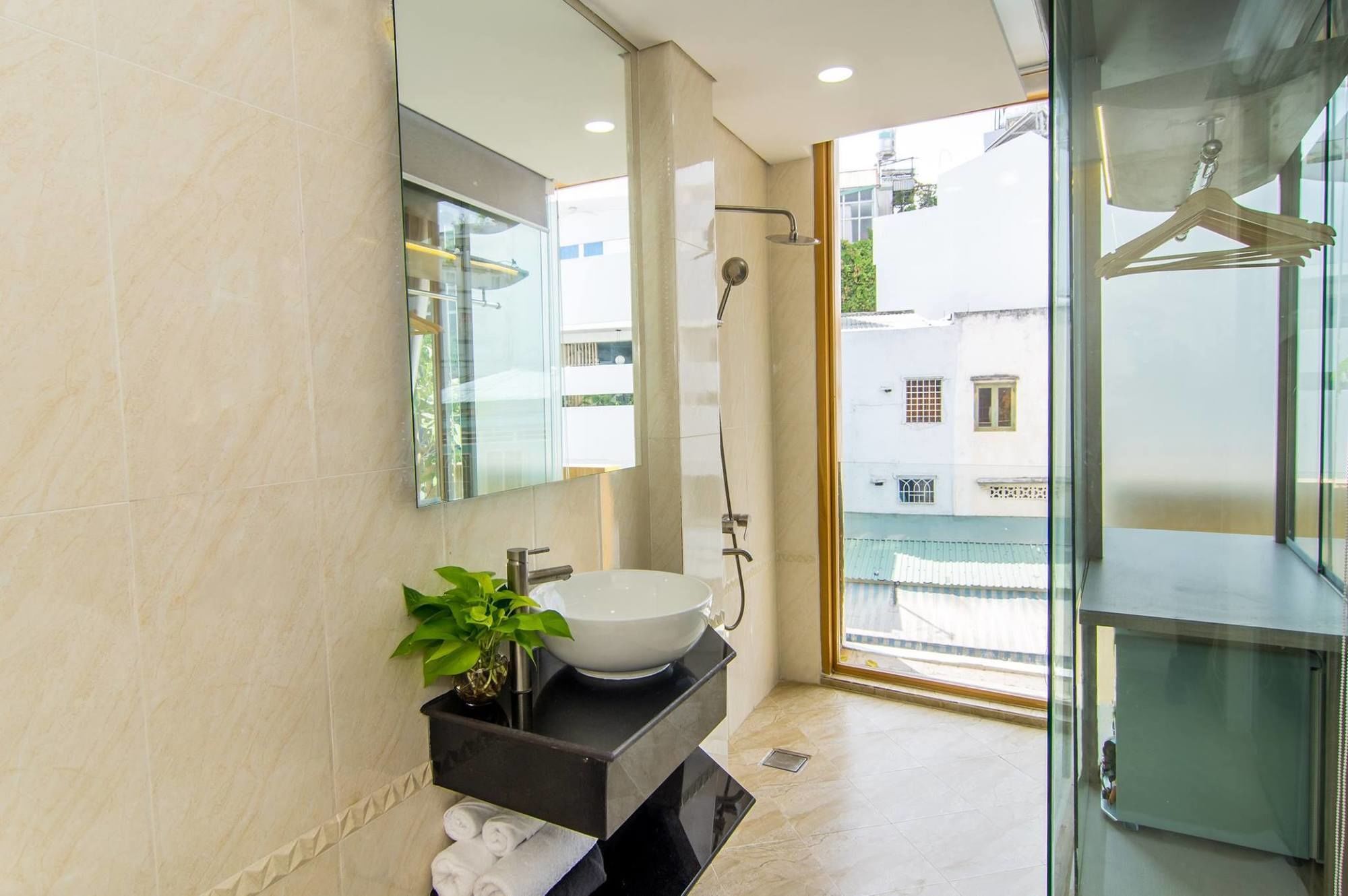 Hotel Thien Truong Ho Chi Minh City Bagian luar foto